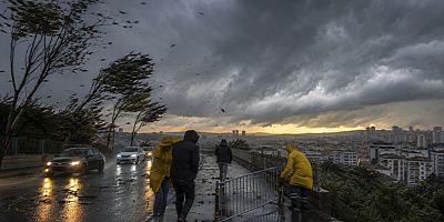 Meteoroloji'den 5 İl İçin Sarı Kodlu Uyarı: Kuvvetli Rüzgar ve Fırtına Bekleniyor