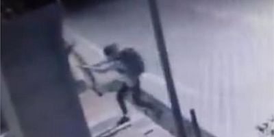 Mezitli’de polis evine saldırı