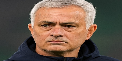 Mourinho’ya Suudi Arabistan’dan 50 Milyon Euroluk Teklif: Fenerbahçe’den Ayrılıyor mu?