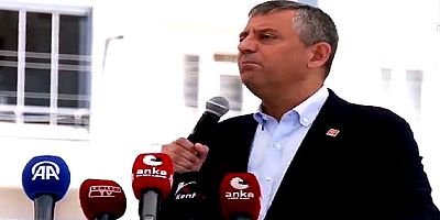 Özgür Özel Çorum’dan Seslendi: “Gerekirse Bu Başı Vereceğim Ama Saraya Boyun Eğmeyeceğim”