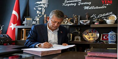 Özgür Özel ve 90'ı Aşkın Milletvekilinin Kurduğu Yeni Partinin Dilekçesi İçişleri Bakanlığı'na Verildi