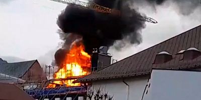 Seefeld’de Büyük Otel Yangını: Alevler Gece Boyunca Yeniden Yükseldi