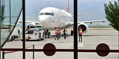 THY Uçağı Teknik Arıza Nedeniyle Erzincan’a Geri Döndü: Yolcular Mağdur
