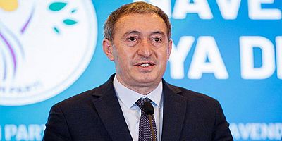 Tuncer Bakırhan’dan “Fotoğraf” Eleştirilerine Yanıt: “Müzakere de Mücadele de Ederiz”