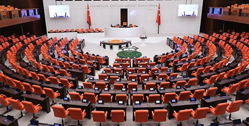 Tatil Bitti: TBMM Yeniden Mesaiye Başlıyor