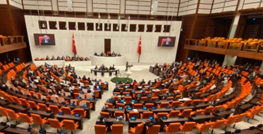 TBMM'de Öğretmenlik Mesleği Kanunu Teklifi'nin İlk 6 Maddesi Kabul Edildi