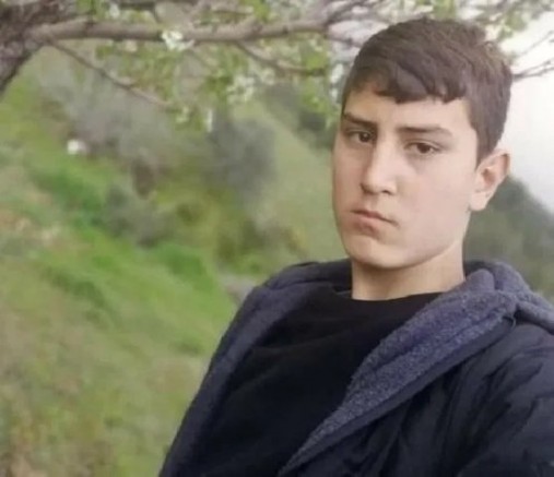 Tehlike artıyor: 14 yaşında ki çocuk koronadan yaşamını yitirdi