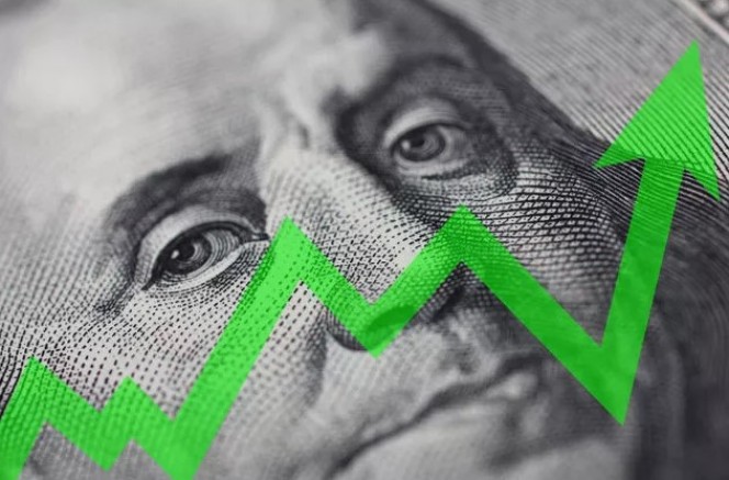 Temmuz ayında dolar 18 liralık rekorunun da üstüne çıkacak tahmini 