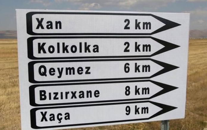 Tepkiler üzerine Kürtçe tabelalar asılmaya başlandı