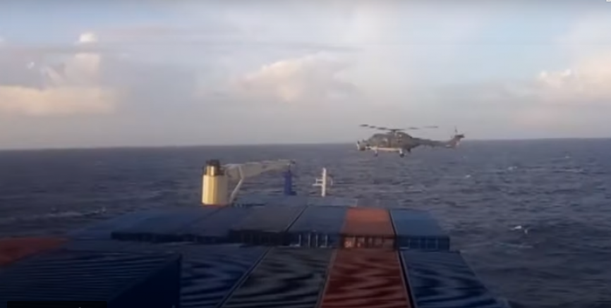 Türk kargo gemisini Alman savaş gemisi durdurarak arama yaptı (VİDEO)