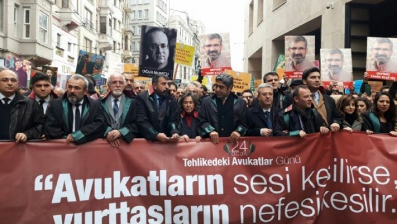 Türkiye’de Barolar, ‘söz baroların’ diyerek bugün yürüyüşe başlıyor