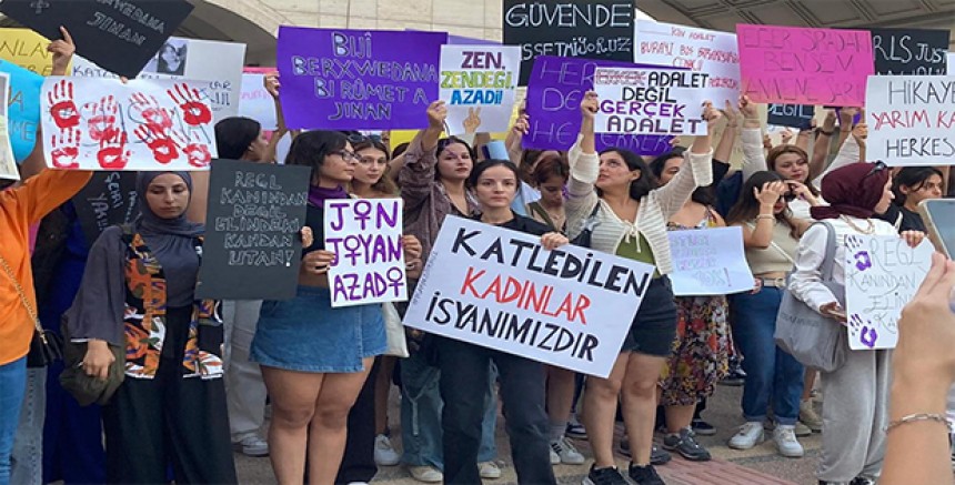 Türkiye’de Kadın Cinayetleri Derinleşiyor – İstanbul Sözleşmesi’nden Çıkış Sonrası Şiddet Kökleşti