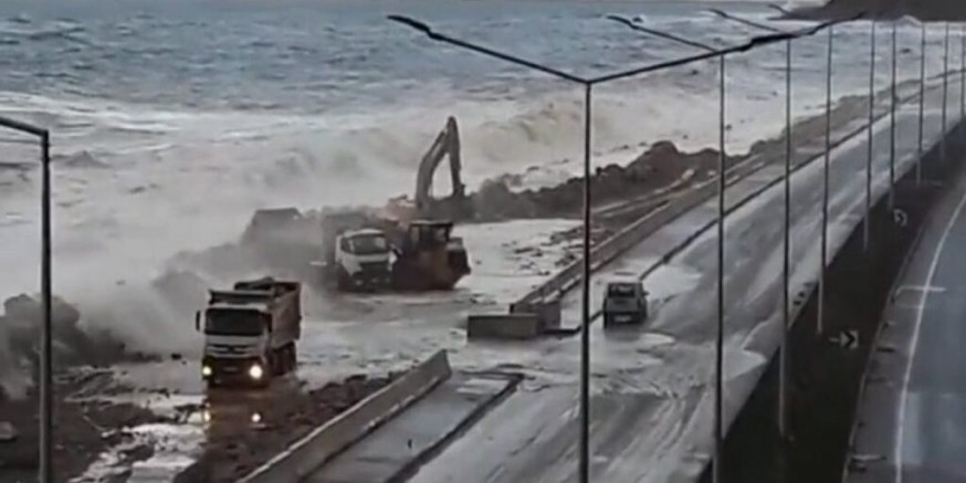 Türkiye’de siyaset, Zübük’e rahmet okutuyor!