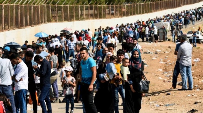 Türkiye'deki mülteciler örgütleniyor iddiası 