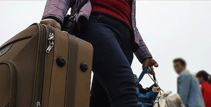 Türkiye’den göç edenlerin sayısı 2022’de yüzde 33,2 artarak 494 bin 52 kişi oldu