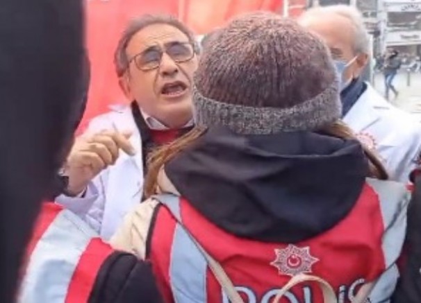 Sağlık emekçileri, 14 Mart Tıp Bayramı’nda iş bırakma eylemleri başlattı (VİDEO)