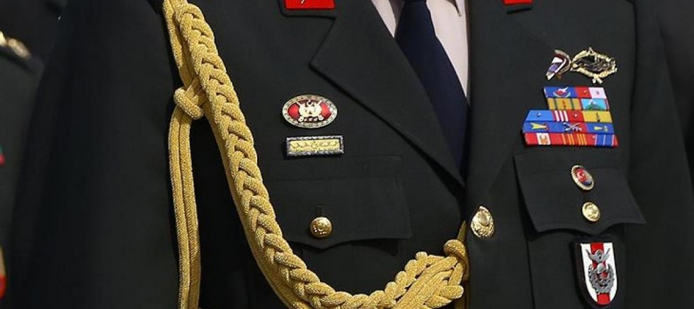Üç General Emekliye Yollandı