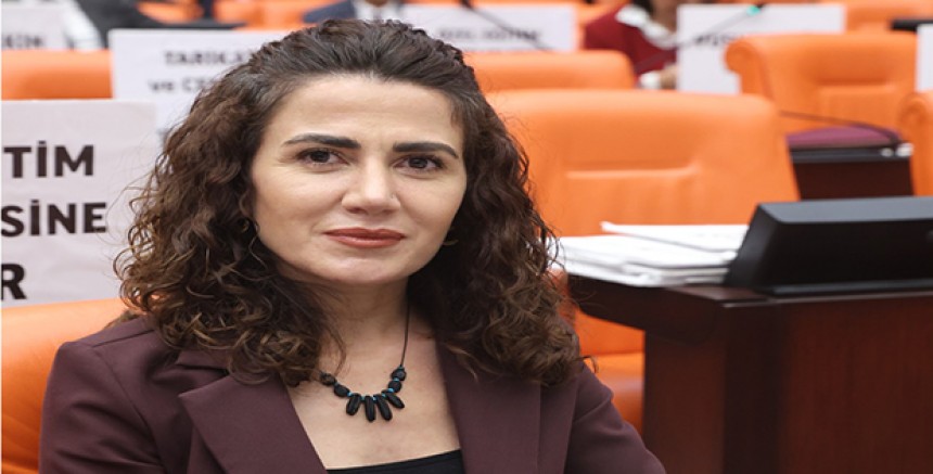 Ukraynalı Yetim Çocuklara Yönelik İstismar İddiaları Meclis Gündeminde: Bakan Göktaş’a 14 Soruluk Önerge