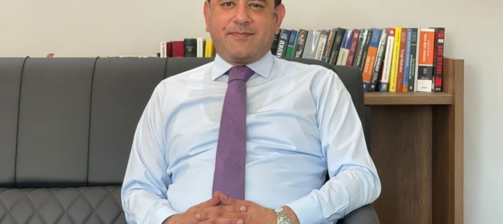 Urfa Barosu’nun yeni başkanı Av. Mehmet Velat İzol oldu