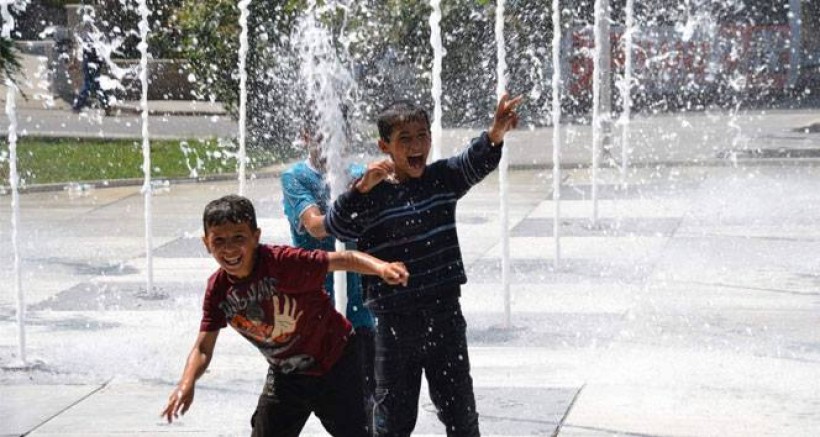 Urfa’da cehennem sıcakları: Termometre 50 dereceyi gösterdi!