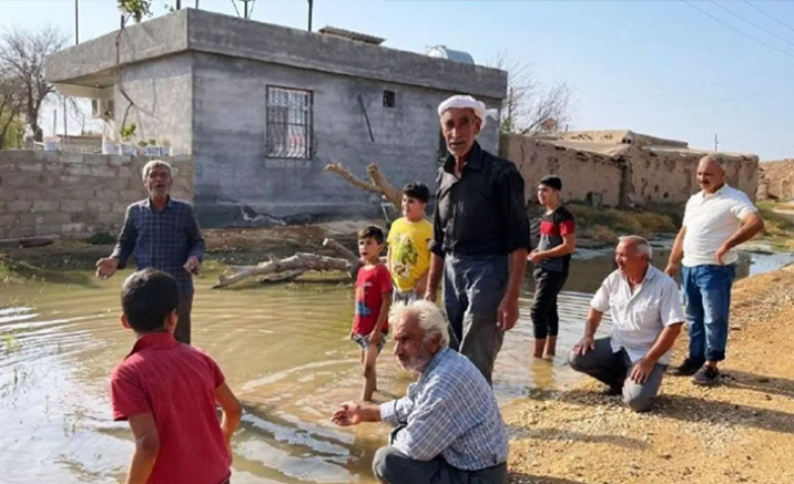 Urfa’da iki mahalle sular altında kaldı