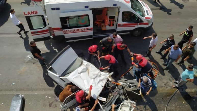 Urfa’da meydana gelen trafik kazasında 2 ölü 3 yaralı 