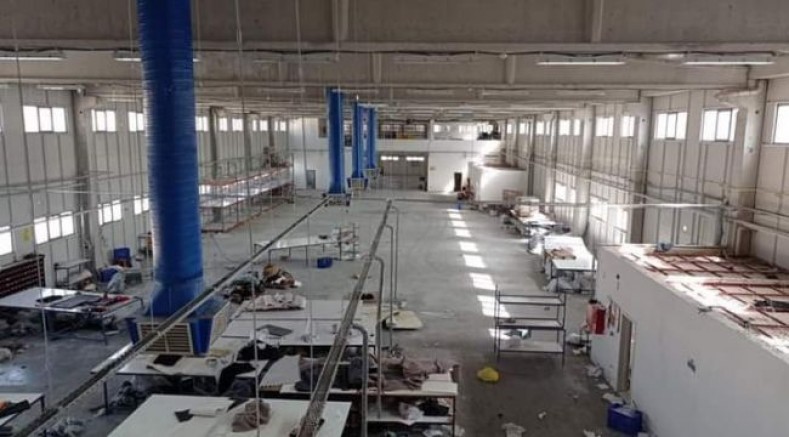 Urfa’da patron fabrikayı boşaltıp kaçtı: İşçiler eylem yaptı!