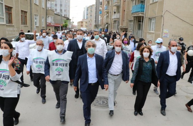Valilikten İstanbul'da yapılacak yürüyüşe yasaklama geldi