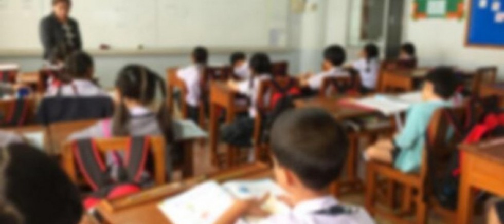 Veliler ayağa kalktı: Din kültürü öğretmeni derste Alevi öğrencileri hedef aldı