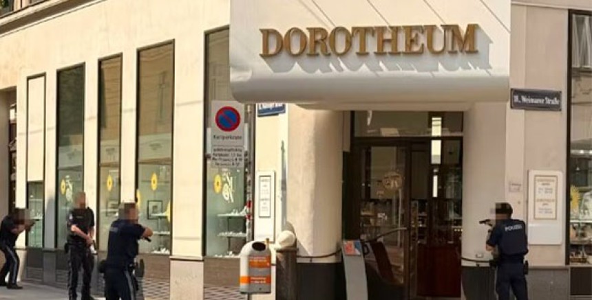 Viyana'da Silahlı Soygun: Polis Kaçan Şüpheliyi Arıyor