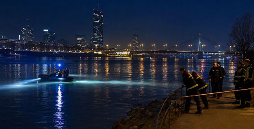 Viyana'da Tuna Nehri'ne Atlayan Kişi Yaşamını Yitirdi