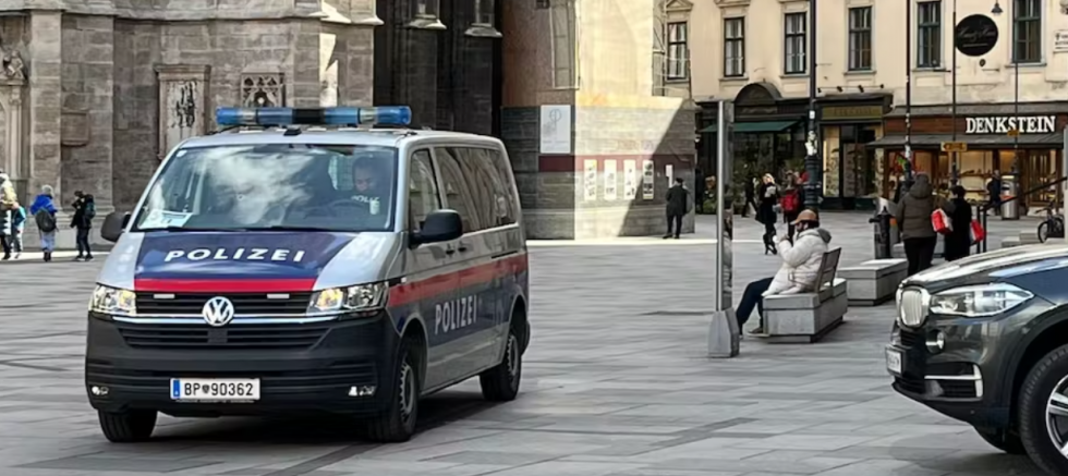 Viyana polisi olası bir saldırıya karşı alarma geçti