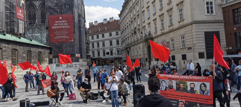 Viyana Stephansplatz da Ölüm Orucunda yaşamlarını yitirenler  Anıldı