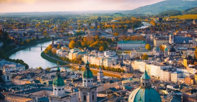 Viyana zirveyi kimse bırakmıyor 