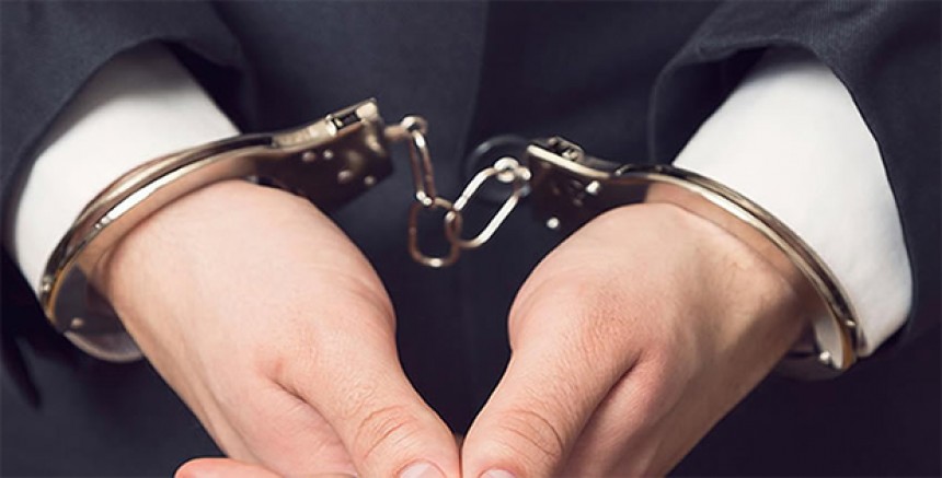 Ya AKP’ye Geç Ya da Silivri’de Kendine Yer Seç