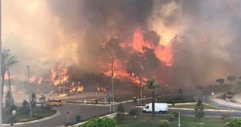 Yangınlar Manavgat, Adana, Osmaniye ve Mersin olmak üzere 3 bölgede devam ediyor