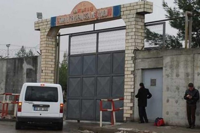 Yeni infaz yasasını protesto eden mahkumlar Batman Cezaevi’nde isyan çıkardı 