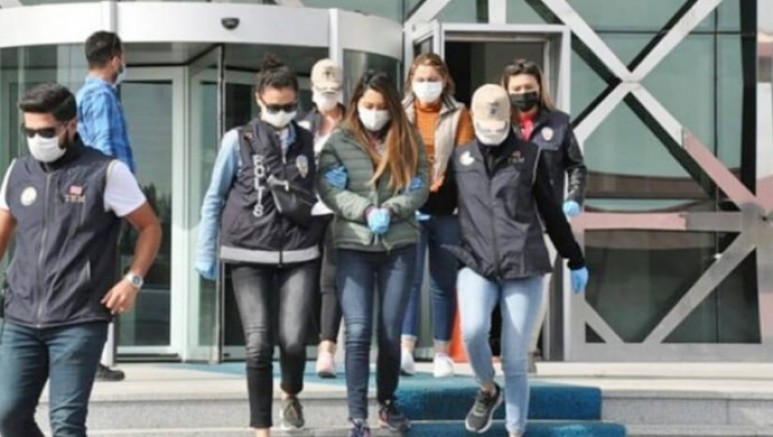 Yerine kayyım atanan Kars Belediyesi Eşbaşkanı Alaca tutuklandı