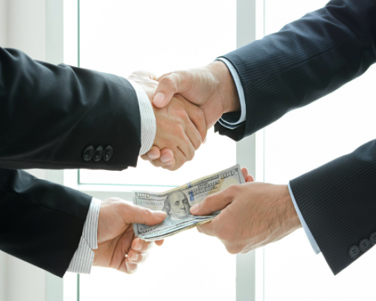  Yolsuzluk algısı ’da bir numaraya doğru koşuyoruz