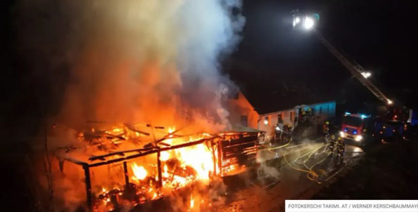 Yukarı Avusturya Dietach'ta Yangına Müdahalede Sular Dondu 